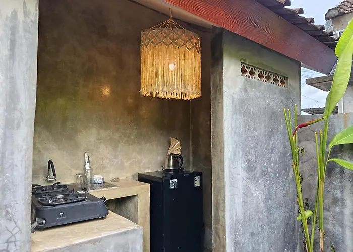 Gusti Ayu Private Bali House - 2 Bedrooms Near Canggu & Seminyak Ferienhaus Kerobokan