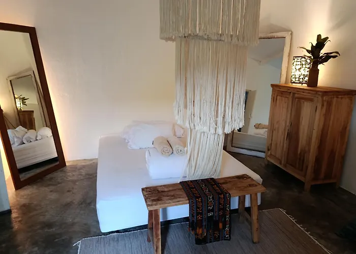 Gusti Ayu Private Bali House - 2 Bedrooms Near Canggu & Seminyak Ferienhaus Kerobokan